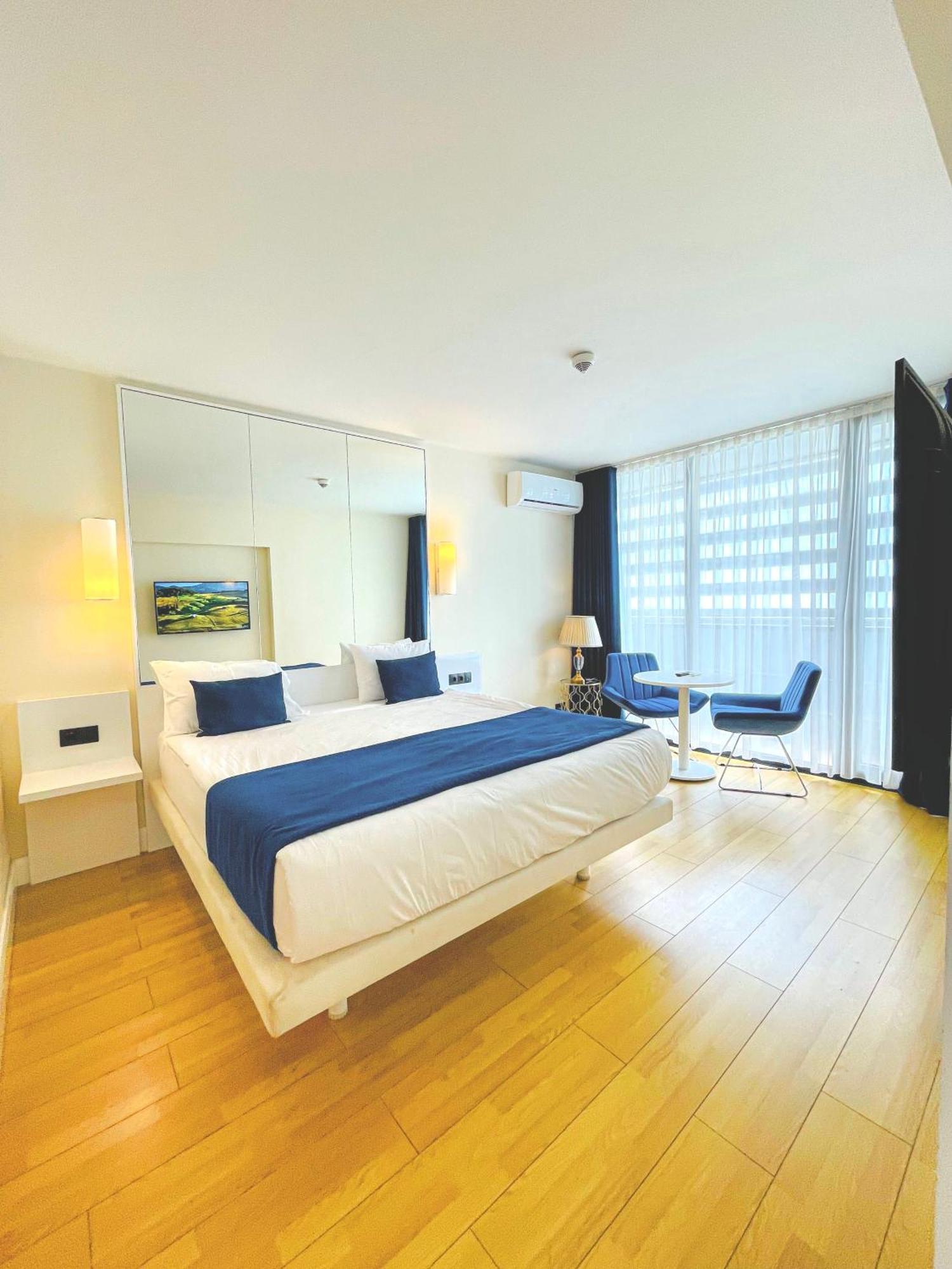 Seaside Vip Hotel Батуми Экстерьер фото